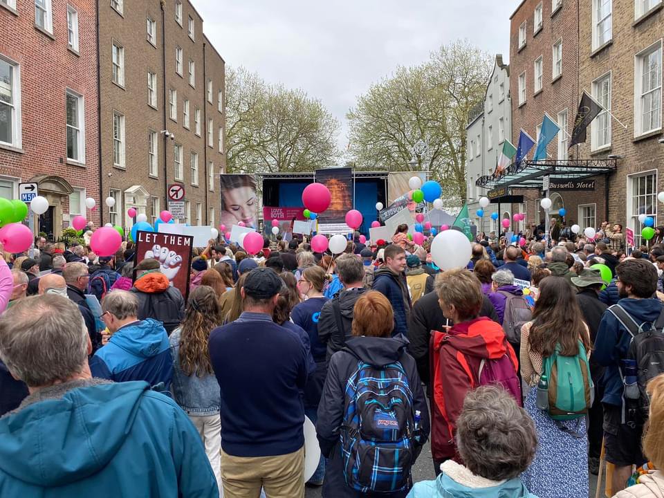 It was really encouraging to see spirit and determination stronger than ever among those committed to the restoration of the right to life here in #Ireland. A great turnout, great speakers and great positive attitude at the #MarchforLife in Dublin today. #ProLife #VoteForLife