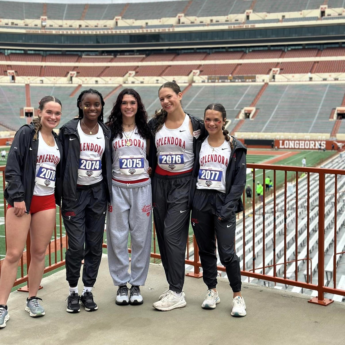 The LadyCats shone at the State Track Meet! 4x100 relay (Avery Thornton, Sierra Jackson, Addison Thornton, Rylee Lock) placed 7th overall, setting a new season record (48.64)! Sierra Jackson: 9th place in the 400m We are proud...#WeAreSplendora