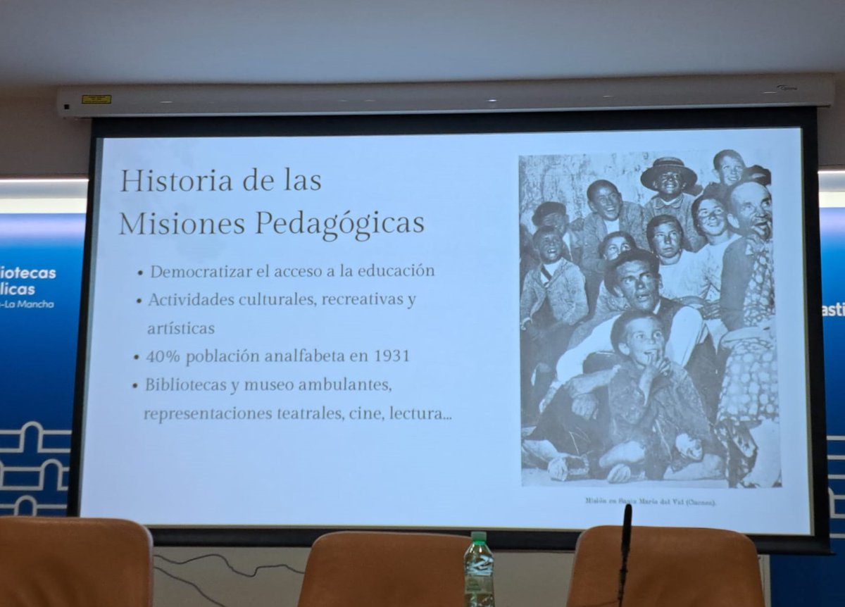 📚El Legado de las Misiones Pedagógicas en las mujeres rurales de la España de los años 30 ha sido la temática de la conferencia protagonizada por la investigadora @mmorilloalcaide, acompañada por @lourdeslunaruiz 🎓Promovida desde la @BiblioLSigea en colaboración con @biblioclm