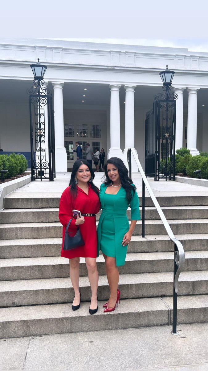An honor to celebrate Cinco de Mayo at the @WhiteHouse and commemorating Mexico’s resilience at the Battle of Puebla. #txlege with @irmaabb @MALCTx
