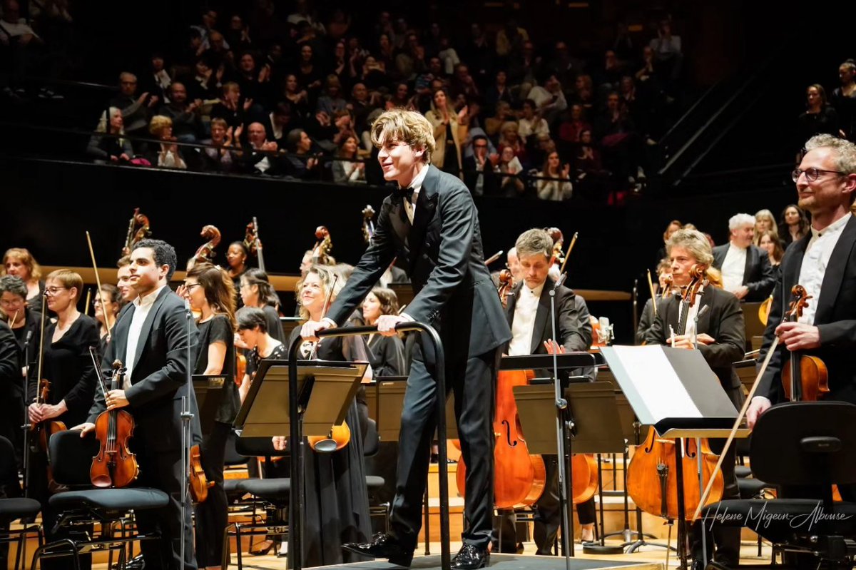 🎶 Bravo @OrchestreParis & @ch_OrchParis conducted by @klausmakela with #AngelBlue, #CatrionaMorison, #SiyabongaMaqungo, #RenéPape for this amazing #concert dedicated to #Beethoven #Symphony9, at the @philharmonie de #Paris 📷 @helene_mahln - 2024 may.06 #ClassicalMusic