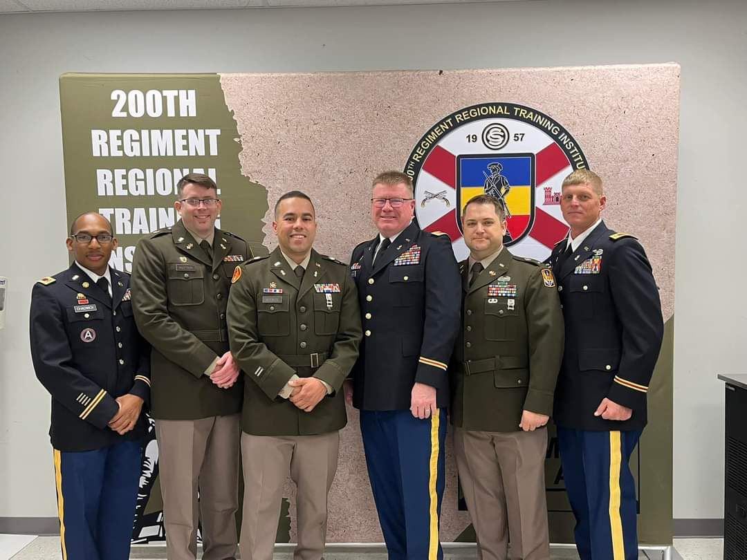 Congratulations to our latest Warrant Officer Grads! 🎉 #WOCS Class 24-0A4 graduated April 21st in Alabama.