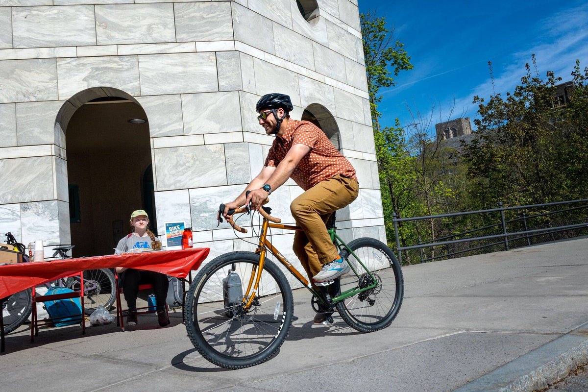Happy National Bike Month! 🚲✨ Last Friday, Cornellians and Ithaca residents kicked off the celebration with Bike to School/Work Day, joining us at our many pit stops across campus and in the area. Full event schedule for this month: scl.cornell.edu/coe/bike-month