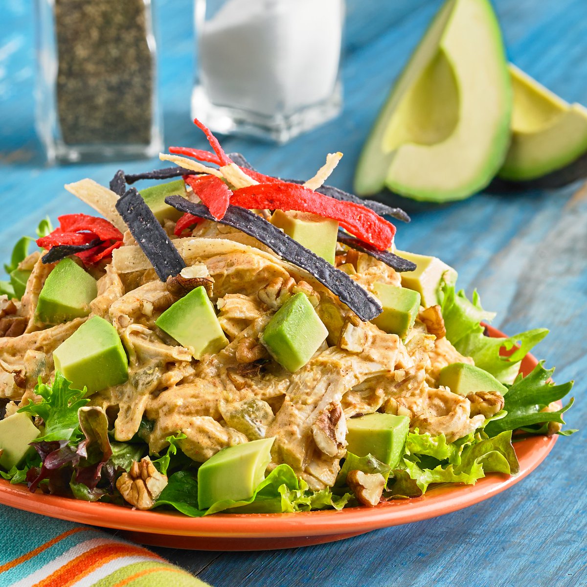 Still riding that Cinco de Mayo high? Keep the fiesta going with this delicious Creamy Fiesta Avocado Chicken Salad! It’s one of our favorite summer salads (and soon to be yours, too 😉). Here's the recipe link 🥑: bit.ly/4b4AHp3 #AlwaysGood
