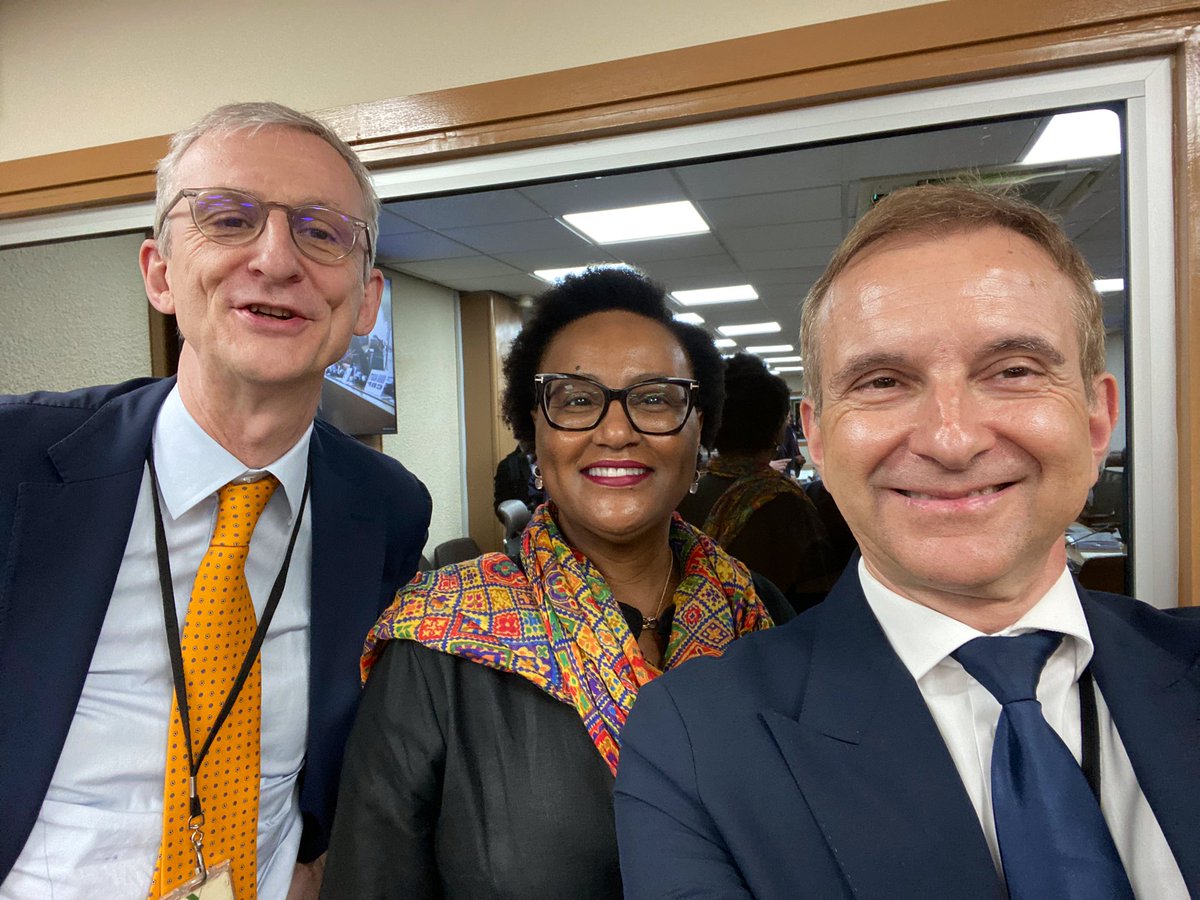 Fruitful meetings today at @AfDB_Group today with DG of @cooperazione_it Stefano Gatti and Senior VP Swazi Tshabalala @Duchess6401 Our objective 👉 jointly develop and finance new projects in #Africa on #agriculture #health #energy #climatechange #SistemaItalia #ItalywithAfrica