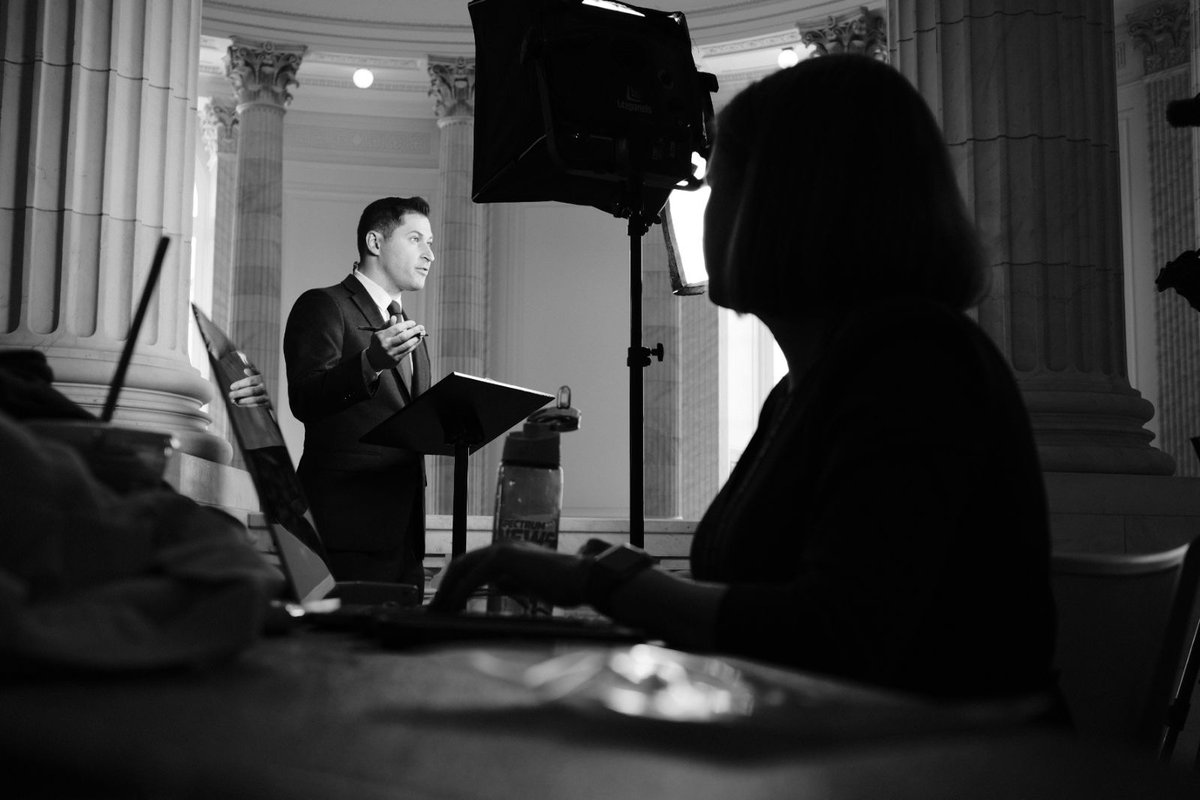 ekoslof's tweet image. "Here, Sir, the people govern!"
- Alexander Hamilton
📸 Kenneth Carrick 📸
Capitol Hill - May, 2024
Badass pic by our talented photographer Kenneth Carrick, during a recent @SpectrumNewsDC live shot!