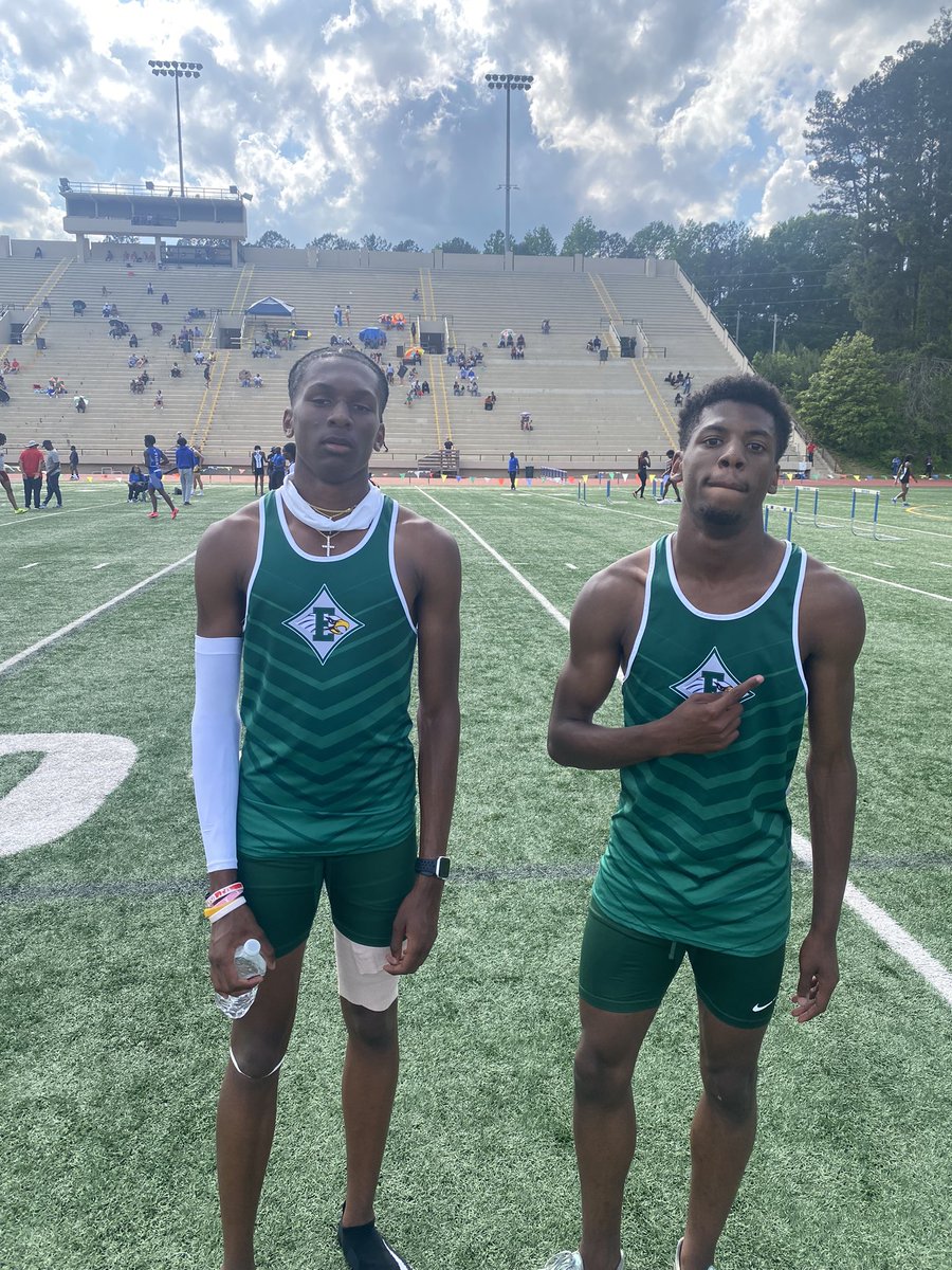 🎟️ 🎟️ Double ticket punched! Congratulations to Jaden Dix and William Sharpe for punching their ticket to the State Meet!!