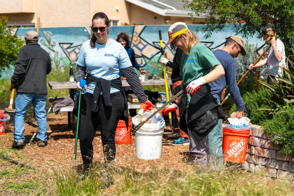 We know how important action at the local level is to keeping our planet & our communities healthy! This #EarthDay, EPA worked to clean up beaches, plant trees, & preserve natural landscapes. Learn more about how you can celebrate #EarthDay by visiting epa.gov/earthday!