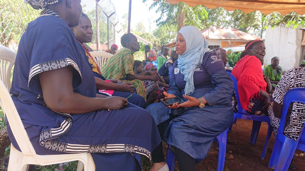 MUBS_PSBM's tweet photo. A team from the Department of Projects and Small Business Management doing a training needs assessment for the business groups in host communities of refugees in Kiryandogo District under the DRDIP Project funded by the World Bank. @MUBS_Entreship @OfficialMubs https://t.co/bqfnPK9Xcy