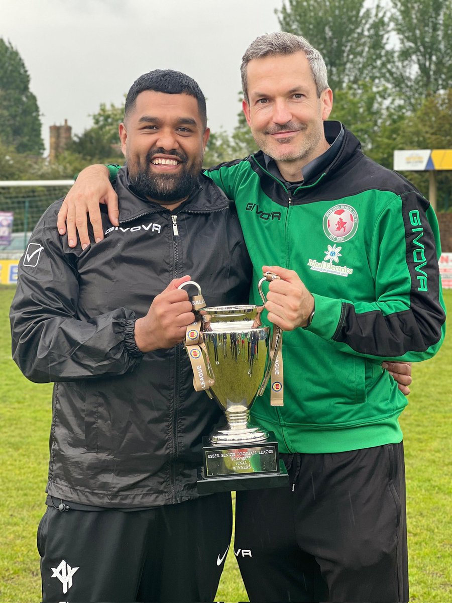 Thank you @stcclarks for getting me back on the touchline again game with @SportingBengal and allowing me to support you acheive history. Bringing me in whilst battling cancer you made those tough months alot easier with promotion and your ambitious target 💚❤️ #Winners #Legend