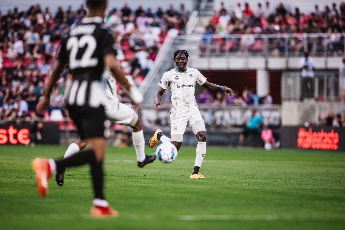 Baboucarr Njie, former ATLUTD2 Left Back, in Oakland Roots' 2-2 draw vs San Antonio FC
Played: 90'
Crosses: 5
Tackles: 1
Cards: 🟨