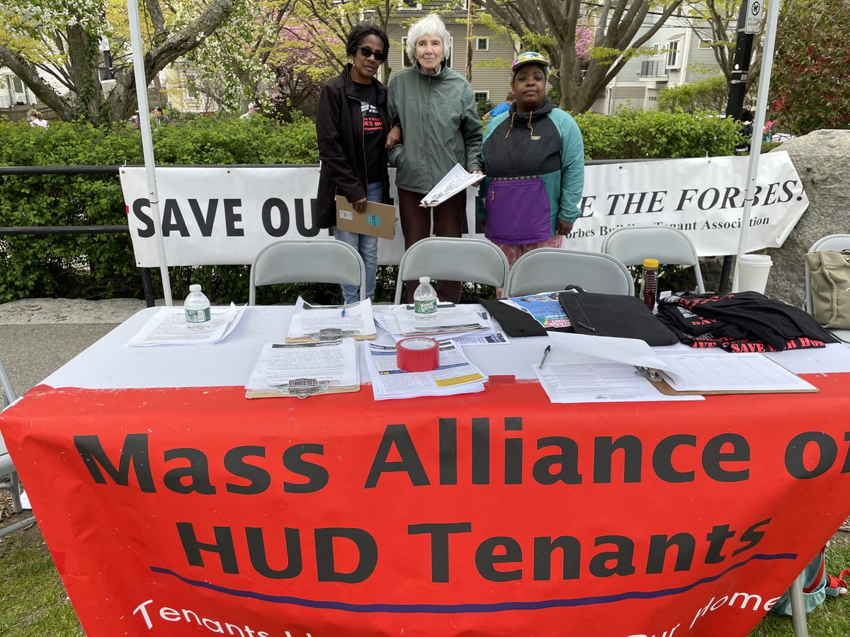 We had fun a Wake Up the Earth this past Saturday enjoying live music and good food. We collected signatures in support of an increase to the City Rent Subsidy Program which is funded by the city of Boston. More information on the program here: tinyurl.com/3xnu2w5j