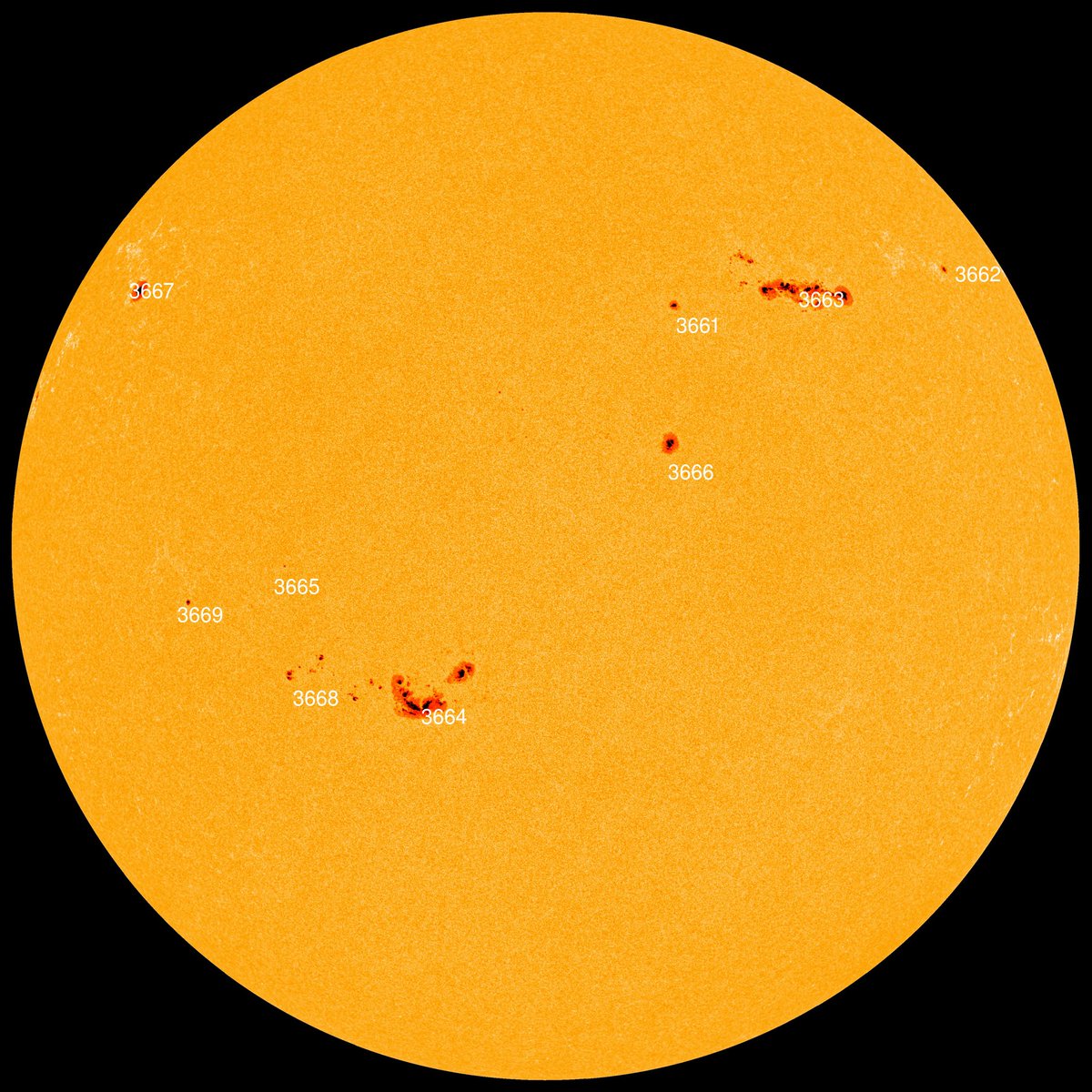 Sunspot Number is currently 152, with 2 large Active Areas: