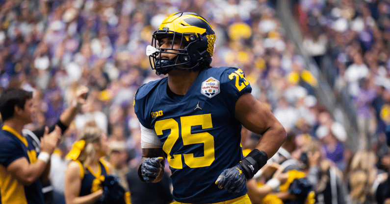 'They’re going to evaluate our guys genuinely, and we’re going to be able to have transparency about the process' Buck Fitzgerald of @NCEC_Recruiting gives an insight look at #Michigan's recruiting push for top talent in Tennessee. #GoBlue (On3+) on3.com/teams/michigan…