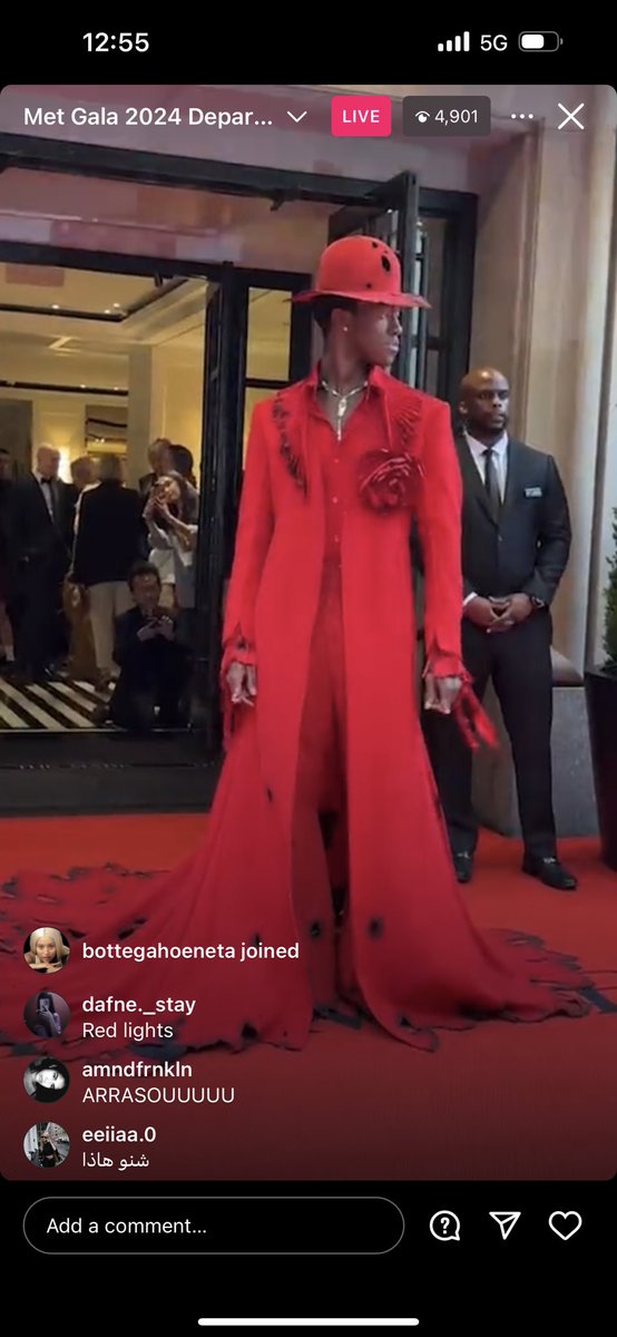 BOTTEGAHOENETA's tweet photo. Wisdom Kaye (@modsiwW) is going to the #MetGala2024 in Robert Wun https://t.co/kqEpxSlcm6
