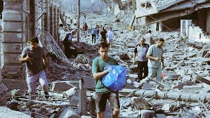Ümmetin başındaki Münafık liderler bu terör topluluğunun her türlü ihtiyacını karşılıyor! Bundan güven ve cesaret alan bu terör topluluğu da Müslüman kardeşlerimizi katlediyor Refah'ı israil terör örgütü değil Müslümanların başındaki münafık liderler bombalattırıyor! #Rafah