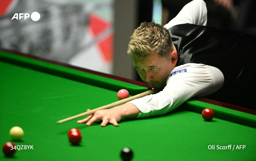 From #AFPSports: England's Kyren Wilson held his nerve on Monday as he overcame an impressive fightback from qualifier Zak Jones to win snooker's World Championship title for the first time. 🎱⬇️ u.afp.com/5PKd