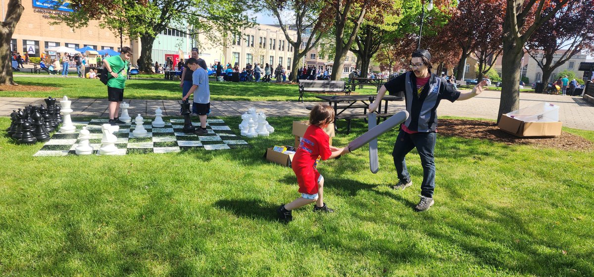 We had a great time at #STEAMAlongTheLakeshore in #Muskegon this past weekend. Can't wait for next year! 

#StampOutHunger #CJSPOKEMONSTERS #Muskegon #Mux #ThisIsMuskegon #MCC #MARS4004 #LARP #CyGuyProGamer