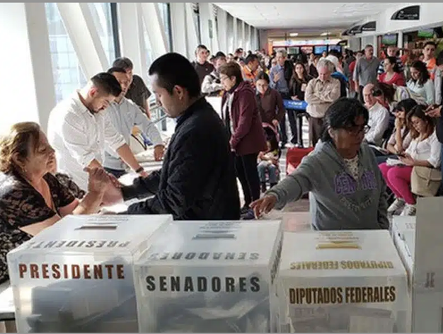 México: 5 consejos de la Iglesia para votar en las elecciones generales del 2 de junio: La Iglesia en la Ciudad de México hizo un llamado a la ciudadanía para que participe en las elecciones y salga a ejercer su voto en la jornada electoral del próximo 2… dlvr.it/T6W9qd