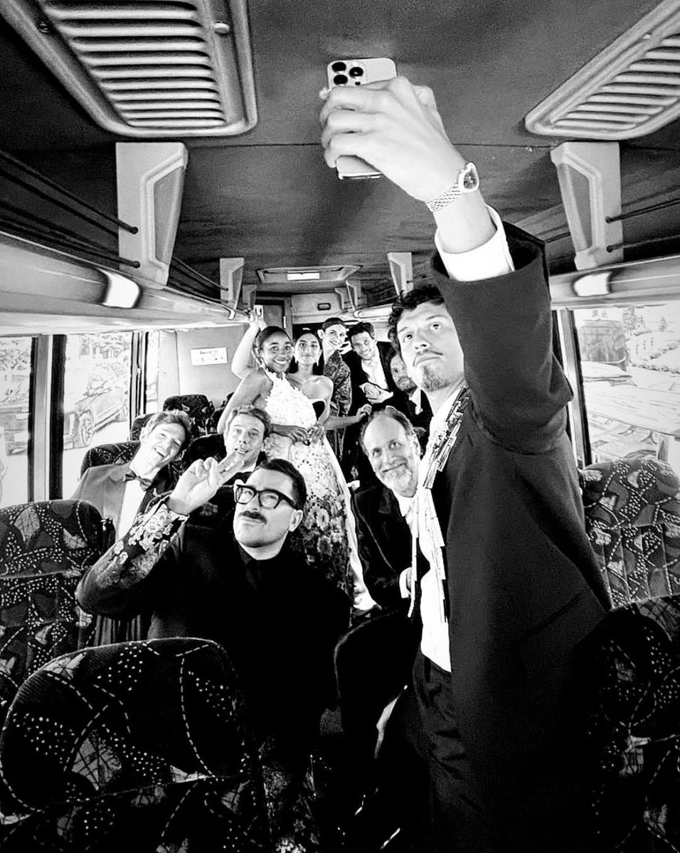 This looks like a fun group to be carpooling with. #MetGala #MetGala2024 📷: Jonathan Anderson IGS