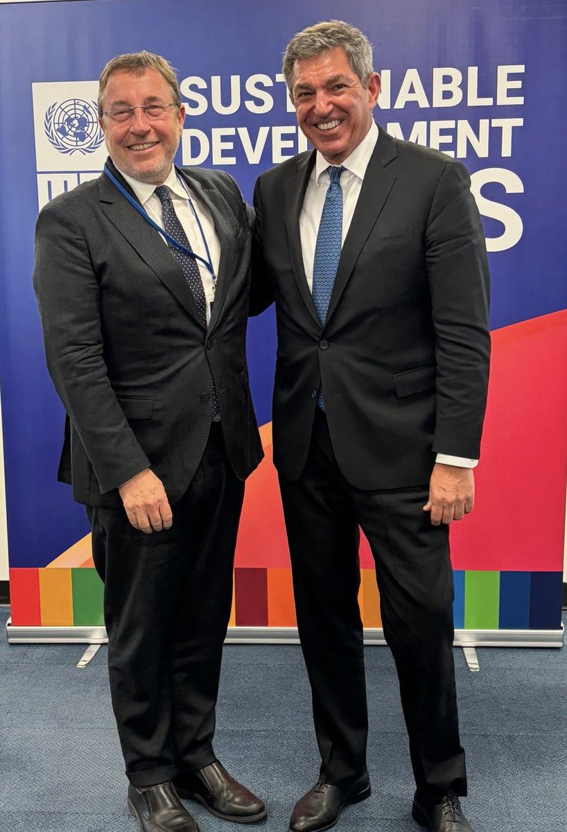 Thank you @ASteiner & colleagues for an excellent discussion on the future of sustainable development. I very much look forward to deepening the strategic partnership between 🇺🇳 @UNDP and the 🇪🇺 EU during my tenure in NY.