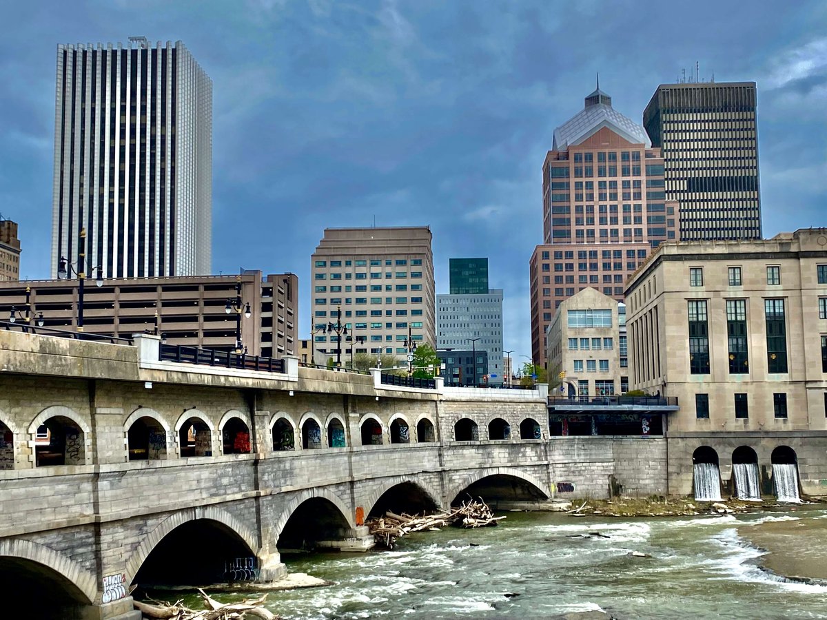 DowntownROCs's tweet photo. What do these 2 pictures have in common? 🤔

...And what do they have to do with the @AmerksHockey sold-out playoff game this Friday night in downtown #ROC? 🏒

Read our newest blog post for the surprising answer that we know you'll appreciate: https://t.co/dOxVIdUuQA https://t.co/Nca96cORZL