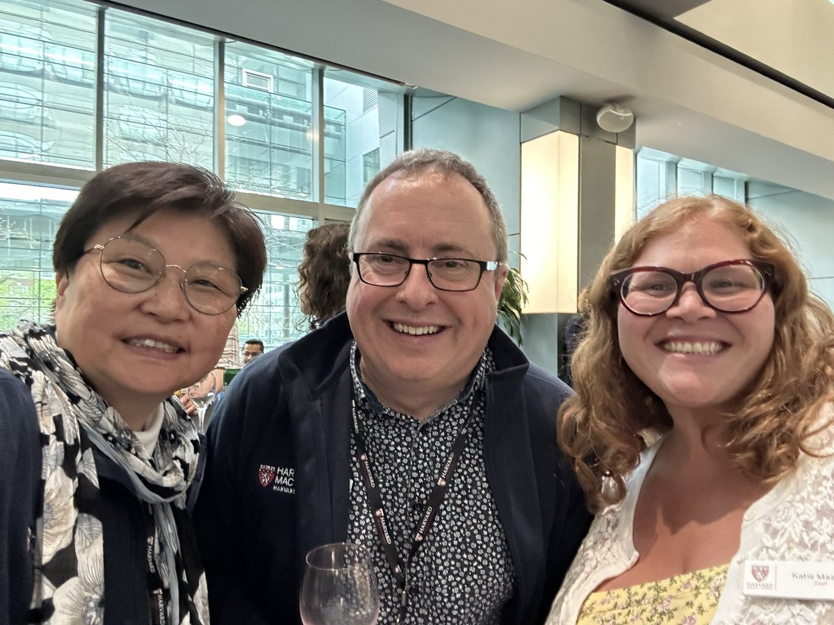 So happy to be back with #HMIEducators, a huge bonus - being in person! Meeting some in person and some for the first time! @keefer007 @bangar_md