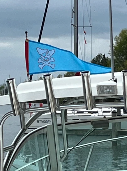 Grateful for the nice review and pic Melissa. TY very much!
⭐️⭐️⭐️⭐️⭐️'Nicely stitched and perfect size.'
More high quality sewn boat flags available here in my  
theflagchick.etsy.com  ⛵️🚩👍 #etsyshop #etsyhandmade #etsyseller