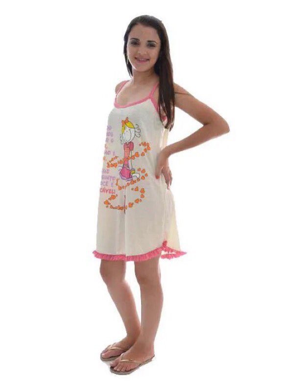 eu estou exatamente assim, mas julgando tudo e todos no met gala