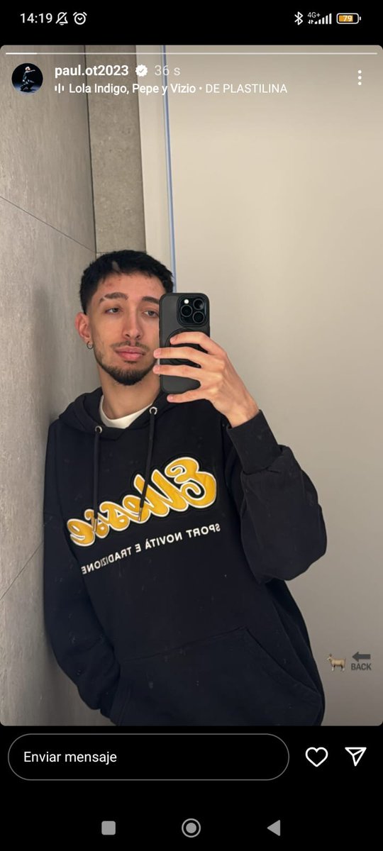 star_nothere's tweet image. 𝐬𝐤𝟖 𝐭𝐡𝐞 𝐈𝐧𝐟𝐢𝐧𝐢𝐭𝐲 | Social Media Au
#polvoron 
Dónde Paul se escapa de casa por las noches para asistir a carreras ilegales de skate.
O dónde a Álvaro, el chico nuevo del colegio, le llama totalmente la atención el chico callado de su clase.