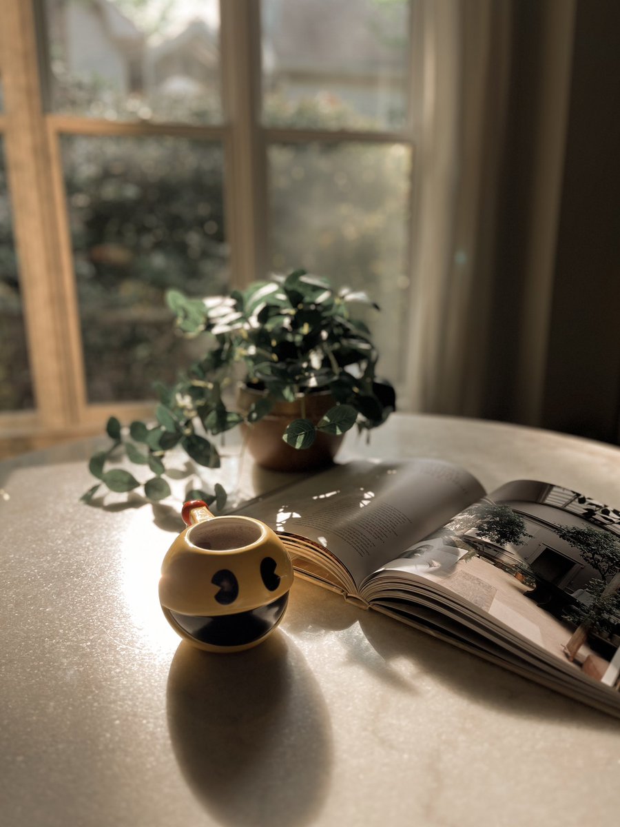 pasteltonesss's tweet photo. Evening coffee break vibes 🫰 @pacmoon_ https://t.co/gYjzzrI20k