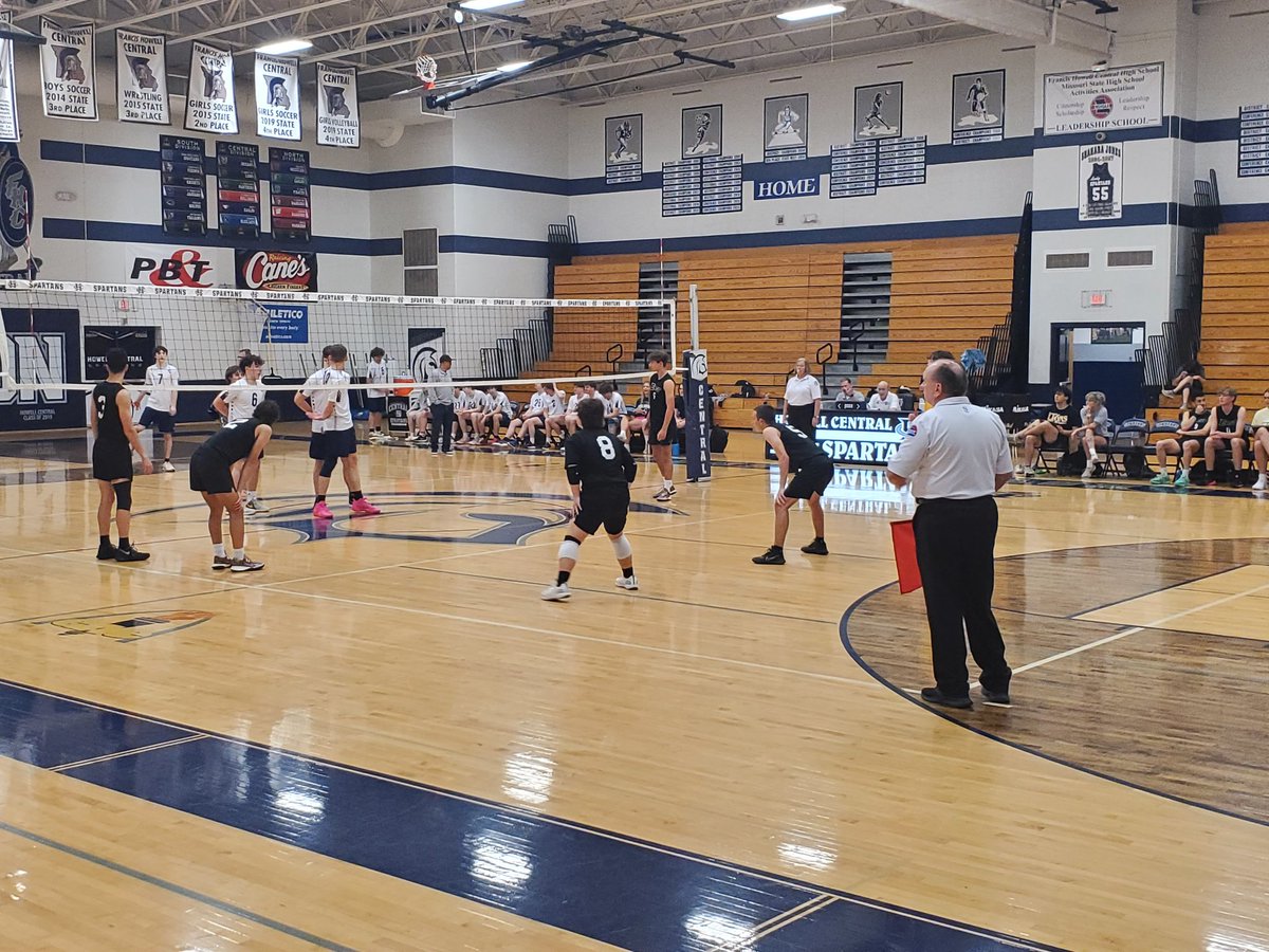 We're here in Cottleville where OUR Lions square off against one of the top teams in the state in round 2 of boys volleyball district play! #EastsidePride