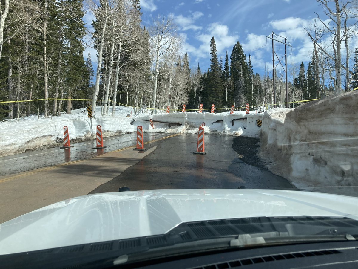 🚧 Guardsman Pass #SR190 update:  The @UtahDOT 233 crew will begin work to clear starting tomorrow 5/7.  There is NO opening date determined, as crews have a lot of work to do. We will share an update on clearing progress & an opening date as soon as we have that information!