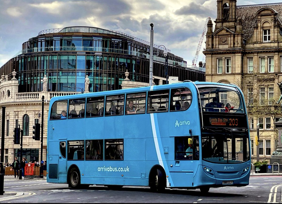 Buses around West Yorkshire