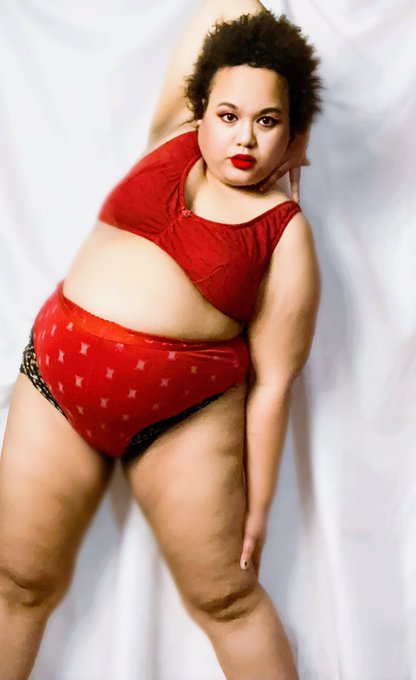 I&rsquo;m not a Goth. I&rsquo;m Nigerian.   The meaning of Adaeze is : Princess, daughter of the king. Gender. Girl<a href="/tag/aiart"class="tags"><span>#aiart</span></a><a href="/tag/adaezeanane"class="tags"><span>#adaezeanane</span></a><a href="/tag/adaanane"class="tags"><span>#adaanane</span></a><a href="/tag/gloomymoonchil"class="tags"><span>#gloomymoonchil</span></a>