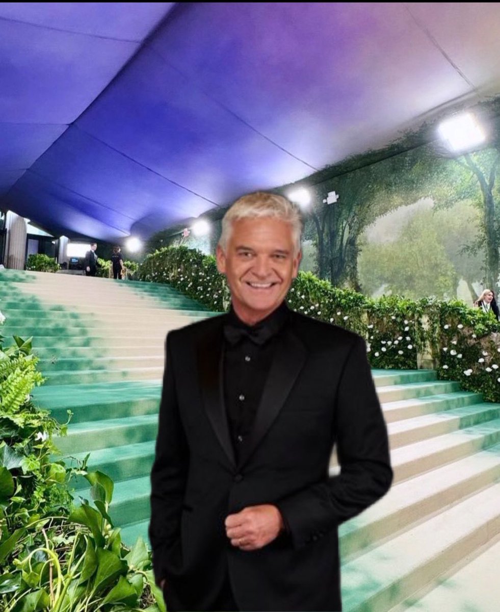 phillip schofield is at the 2024 met gala (with his lost mary) #MetGala