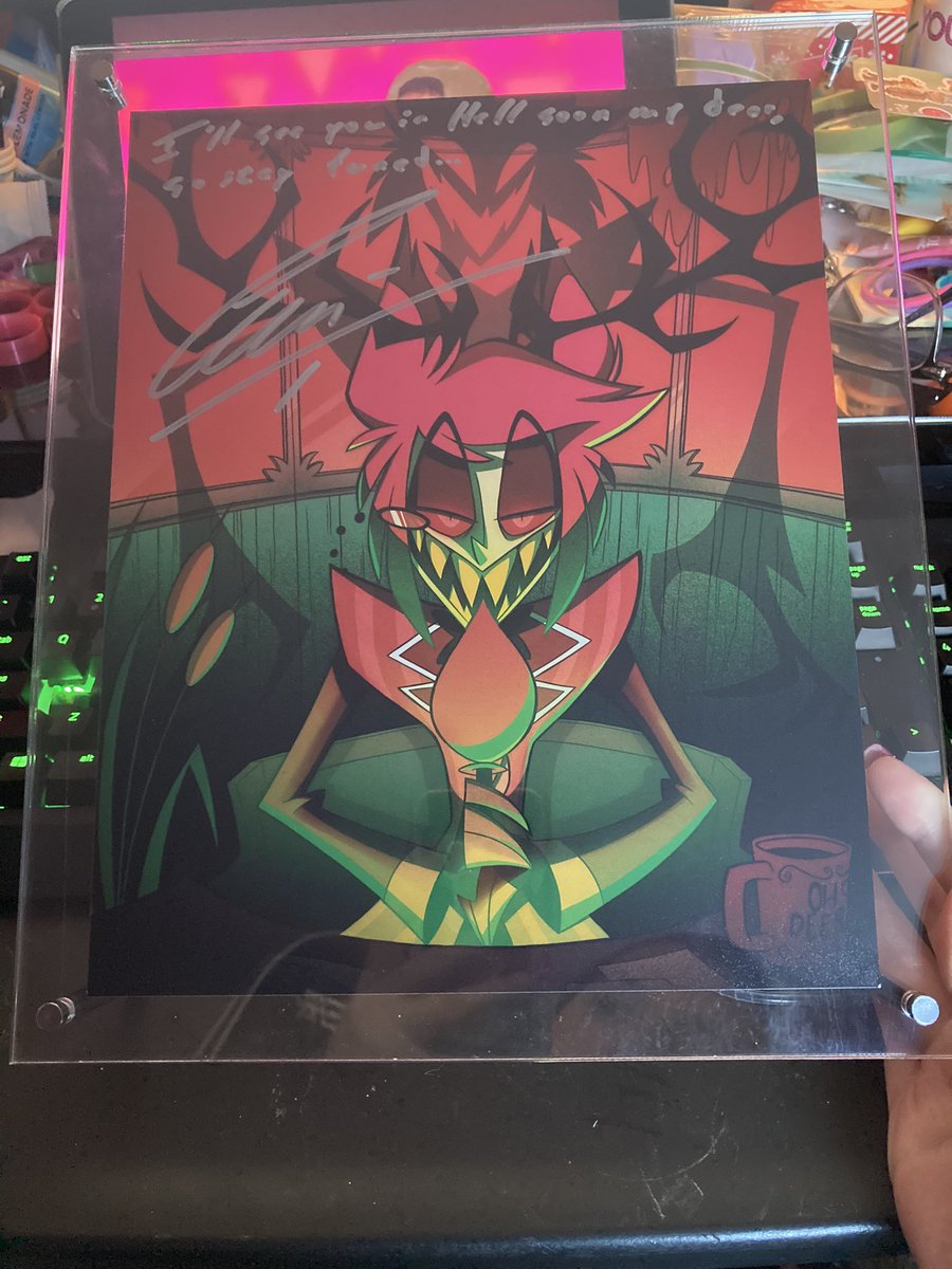 MReynells's tweet image. Such amazing art work so glad I bought one, thank you for the signing @AmirTalai