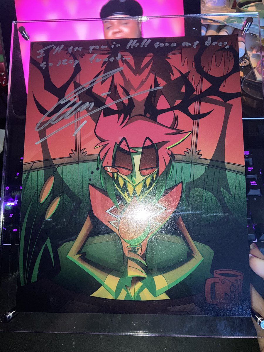 MReynells's tweet image. Such amazing art work so glad I bought one, thank you for the signing @AmirTalai