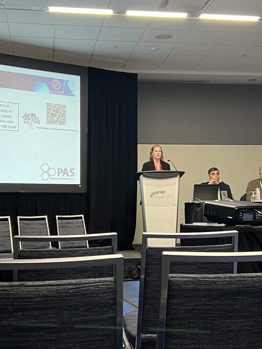 The #PAS2024 meeting is complete! Congrats to our #SMAHRTies Chelsea Olson, Brad Kerr, and Dr. Megan Moreno for presenting their work. It was fantastic to see all the connections made and insight gathered on pediatric health. Until next time! #WiscAtPAS