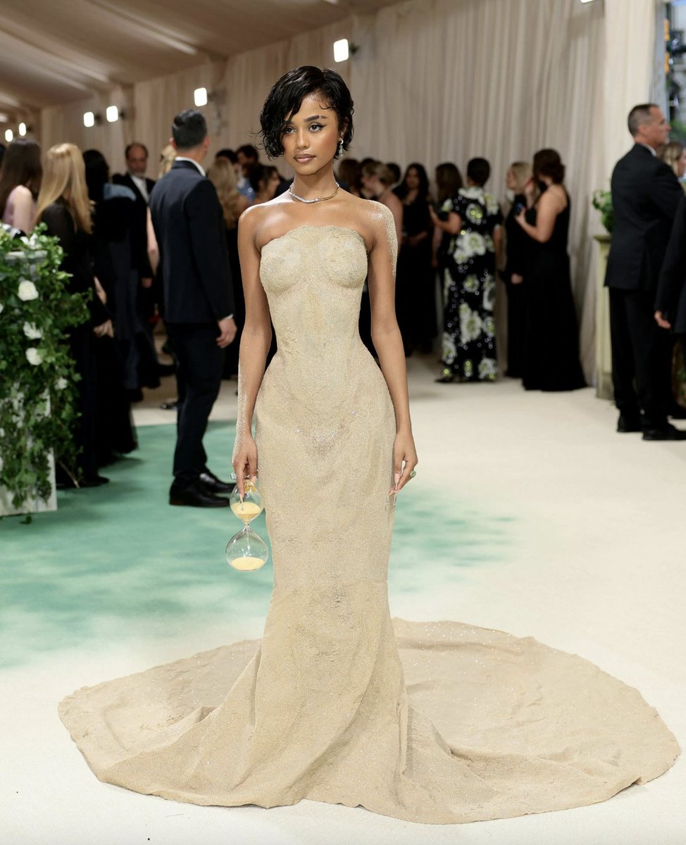 The Best Looks Worn by Women at the 2024 Met Gala: bit.ly/44vfpOB