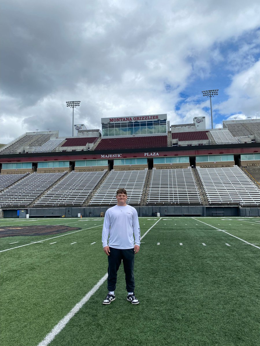 Thank you <a href="/KeatonJ_3/">Keaton Johnson</a> for the inside look at the program! Excited to be back on campus for games this coming season! The facility’s are insane. @rphen85 <a href="/MontanaGrizFB/">Montana Griz Football</a> <a href="/coachcooperUM/">Roger Cooper</a> <a href="/CoachPease/">Brent Pease</a>