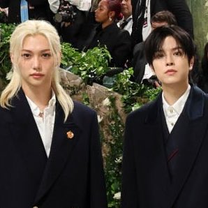 seunglix’s face cards never declining.