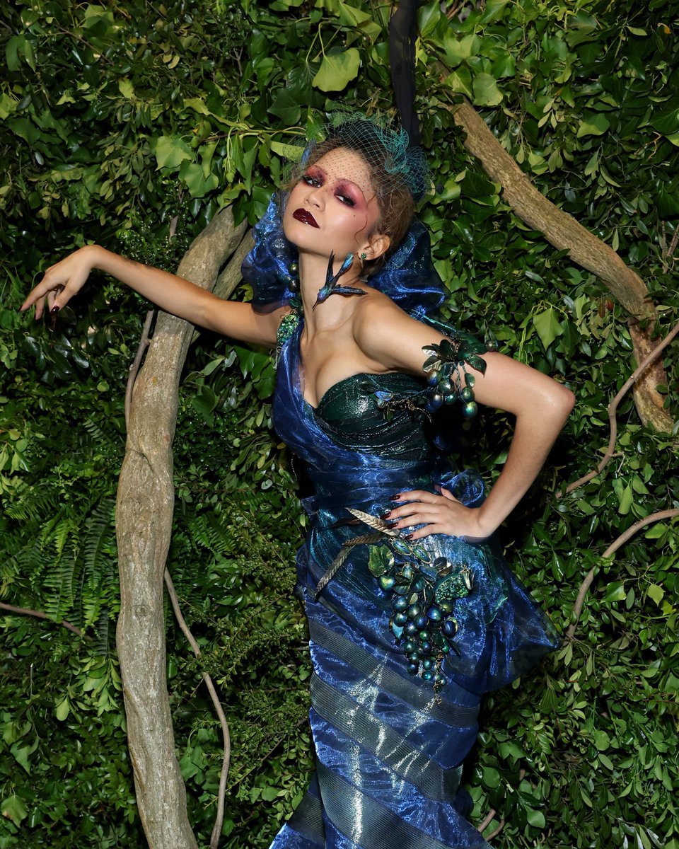 this is persephone, goddess queen of the spring growth and the underworld,  reincarnated, image size:960x1200