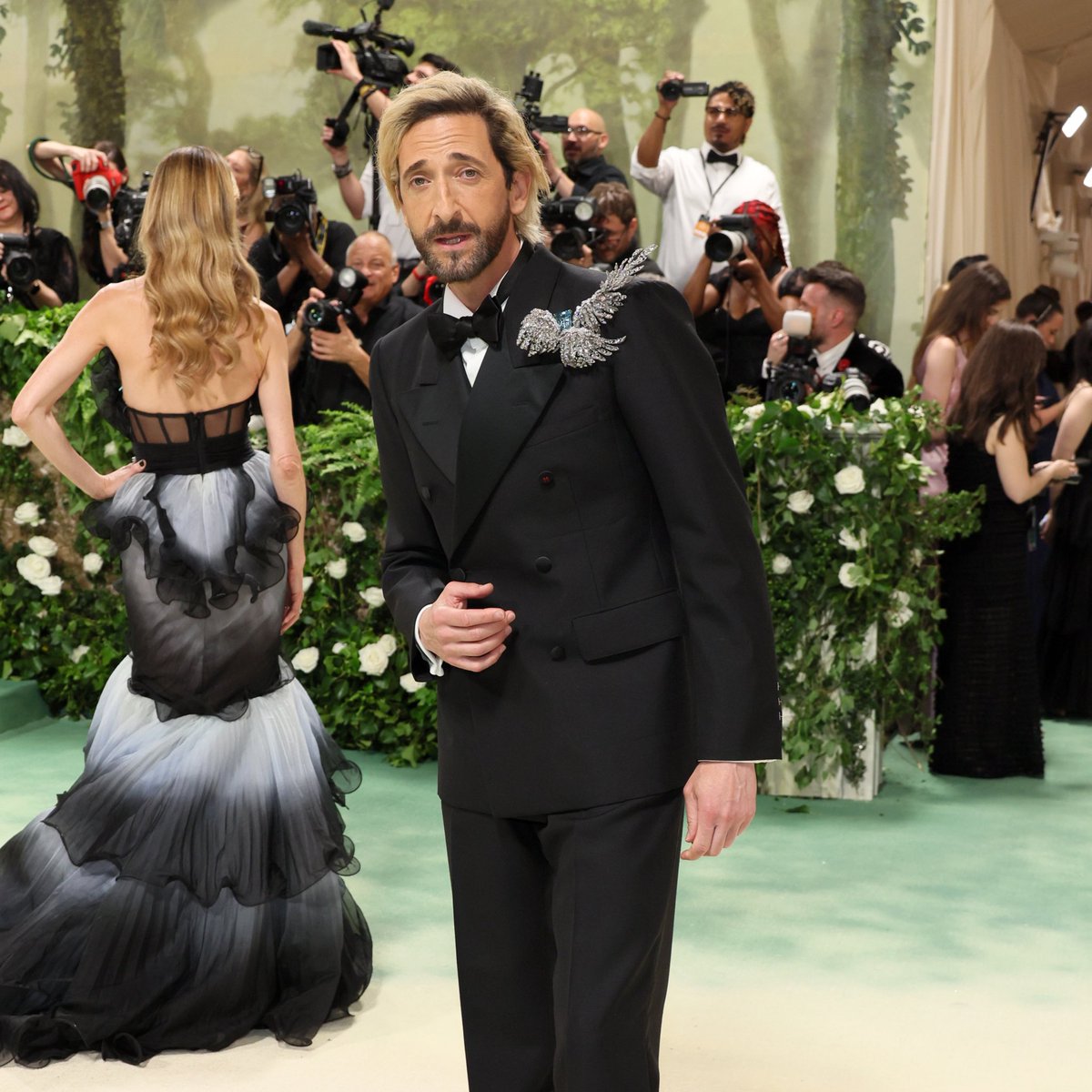 #AdrienBrody has arrived at the #MetGala