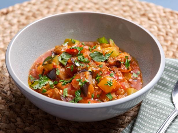 We couldn't resist sharing Food Network's Best Ratatouille Recipe.  Use our Dominex Eggplant Cutlets to make this recipe.  foodnetwork.com/recipes/food-n… #Dominex #EggplantRecipes #EggplantProducts #Vegetarian