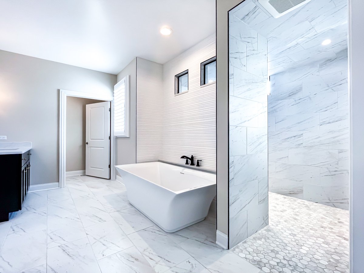 VIDEO - 25 Beautiful Bathroom Designs 
- WATCH on our Blog --> homechanneltv.com/post/25-beauti…
.
#bathrooms #bathroomdesign #designinspo
