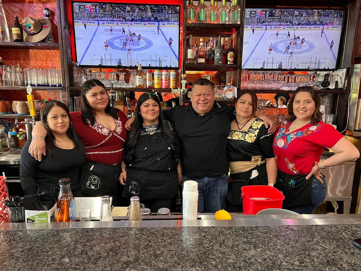 We had a great Cinco de Mayo! Thank you to all who came out to celebrate! We love our community.

#eagan #twincities #CincoDeMayo2024 #cielitolindo #restaurante #FoodieLife