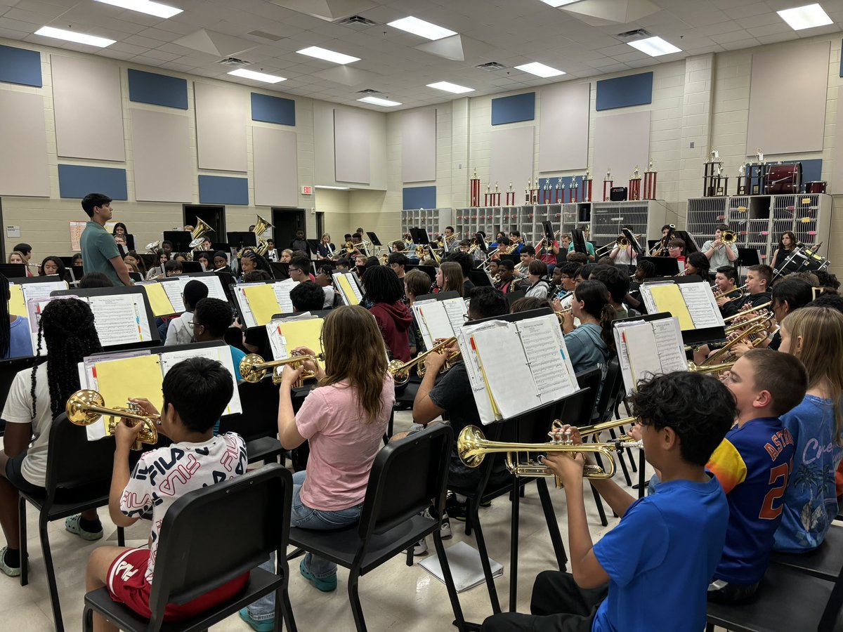 It was a tight fit but we were able to get over 120 beginners into the band hall for rehearsal! Come to the Beginning Band concert this Thursday, 6:30 pm!