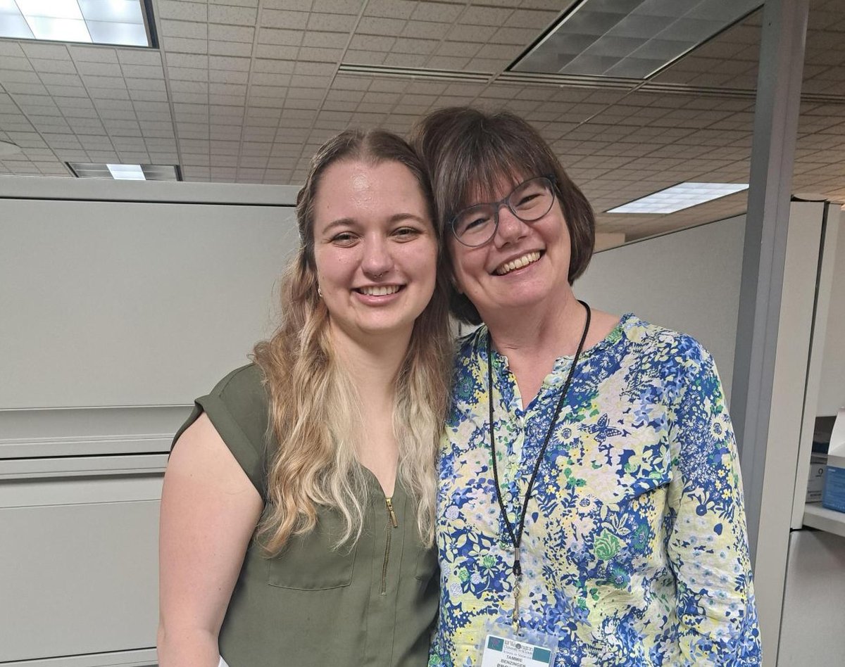 A highlight at MIR is watching students finish their doctoral work. This past week, @neuronerd97 successfully defended her thesis and earned a PhD in neuroscience. Even Bear, the WashU therapy dog, wished Dr. Doering congratulations. #MIRresearch