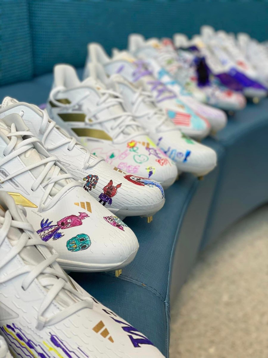 The @UW_Baseball will be taking a piece of Seattle Children’s with them onto the field May 10 to 12 as they sport cleats they designed with our patients. $5 of each game day ticket sold will support Seattle Children’s Uncompensated Care Fund. gohuskies.evenue.net/event/BS24/BS20